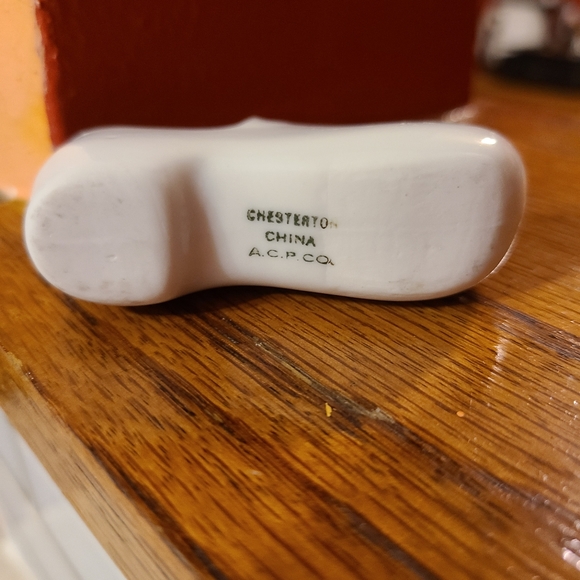 Chesteato China Mini Shoe - Picture 6 of 7